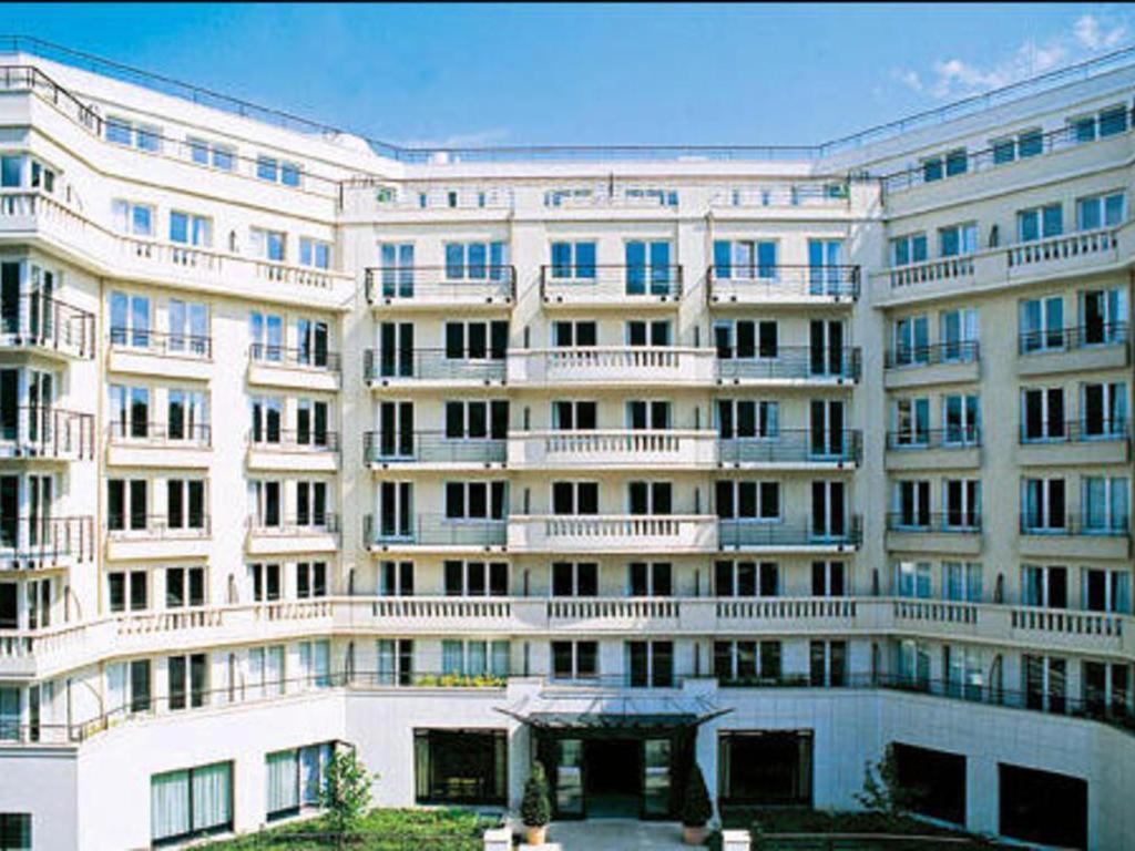 ALTAMIRA (Paris Expo - Porte de Versailles) Issy-les-Moulineaux Exterior foto
